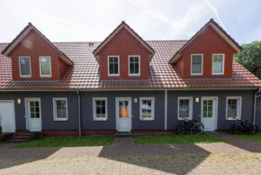 F-1108 Häuser Prosnitz Haus04 Terrasse, Gartennutzung, Gustow